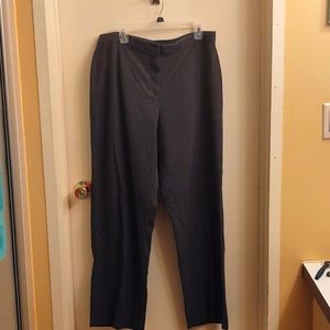 Women's pants size 16